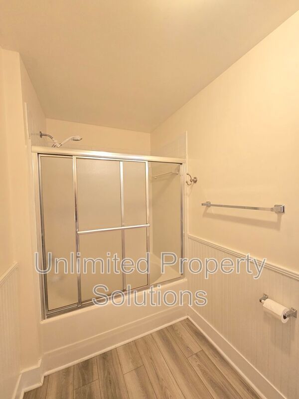 Trolley Path - Minutes to Downtown WILM, Novant Medical Center, Independence Mall & More! property image