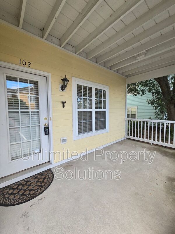 Trolley Path - Minutes to Downtown WILM, Novant Medical Center, Independence Mall & More! property image