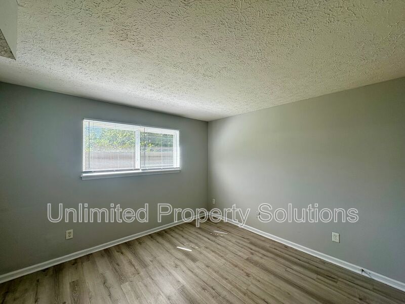 Condo Available - Minutes to Downtown Wilmington! **FREE APPLICATION FEE** property image