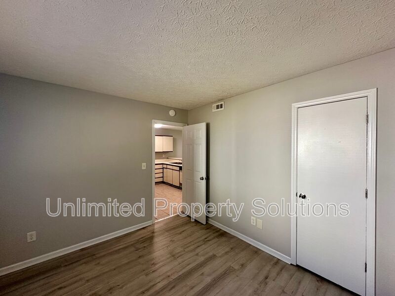 Condo Available - Minutes to Downtown Wilmington! **FREE APPLICATION FEE** property image