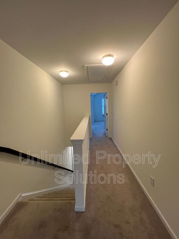 SAYLOR'S WATCH - 3 Bedroom Townhome in Monkey Junction/South Wilmington! property image