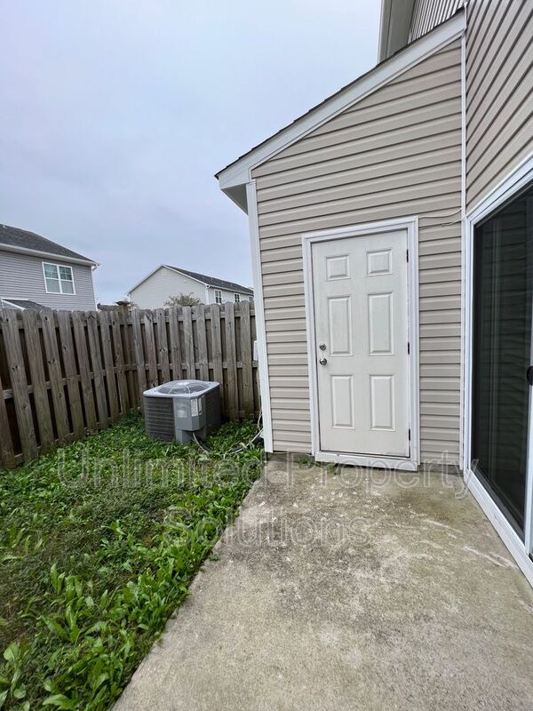 SAYLOR'S WATCH - 3 Bedroom Townhome in Monkey Junction/South Wilmington! property image