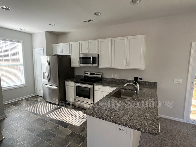 Leland - Newer construction house with 2-car garage! property image