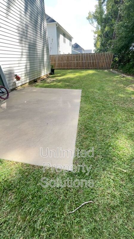 Leland - Newer construction house with 2-car garage! property image