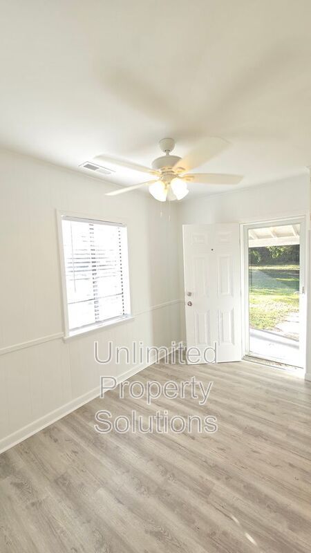 WRIGHTSVILLE AVENUE - 4 Bedroom - Minutes to Novant Health Cape Fear Hospital! property image