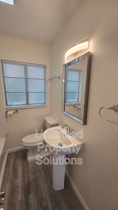 WRIGHTSVILLE AVENUE - 4 Bedroom - Minutes to Novant Health Cape Fear Hospital! property image