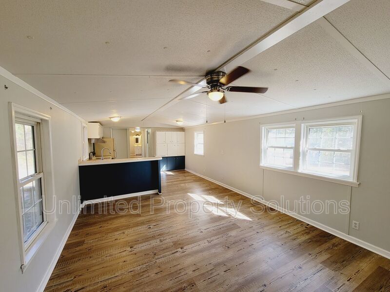 LELAND - Hickory Hollow - 2 Bedroom Mobile Home property image