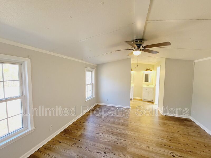 LELAND - Hickory Hollow - 2 Bedroom Mobile Home property image