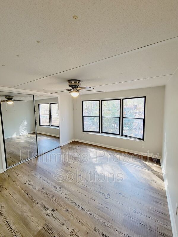 LELAND - Hickory Hollow - 2 Bedroom Mobile Home property image