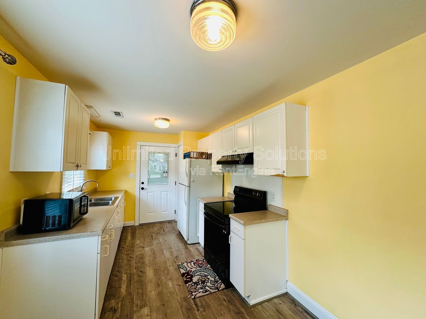 PARK AVENUE - 4 BEDROOM - AVAILABLE APRIL 2026 - Students Welcome! property image