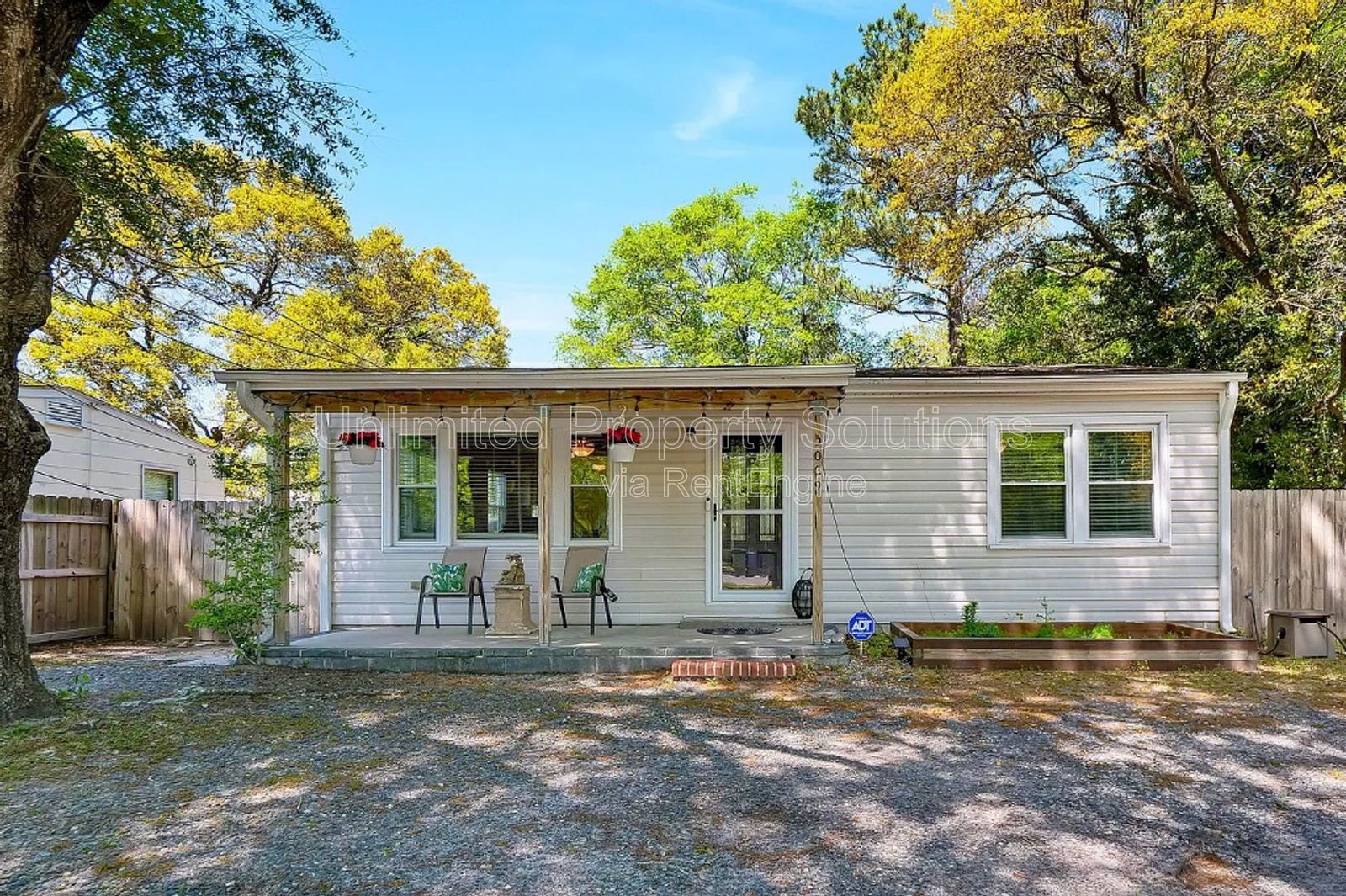 PARK AVENUE - 4 BEDROOM - AVAILABLE APRIL 2026 - Students Welcome! property image