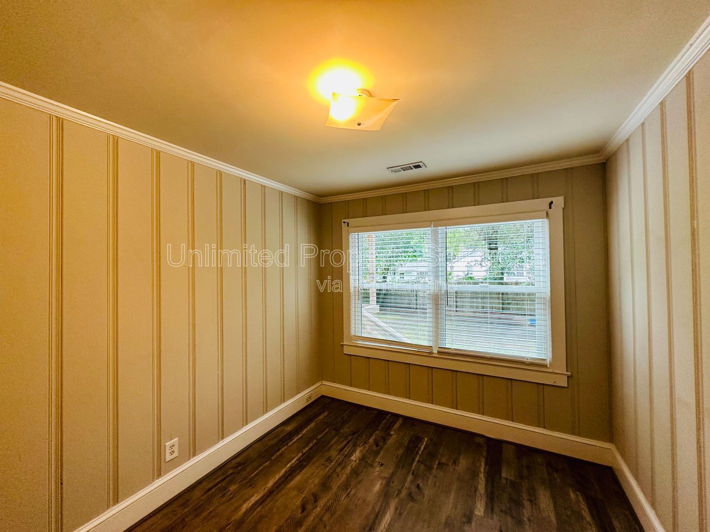 PARK AVENUE - 4 BEDROOM - AVAILABLE APRIL 2026 - Students Welcome! property image