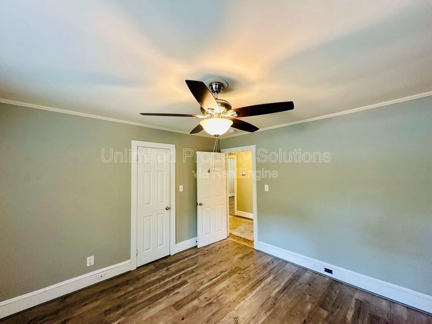 PARK AVENUE - 4 BEDROOM - AVAILABLE APRIL 2026 - Students Welcome! property image