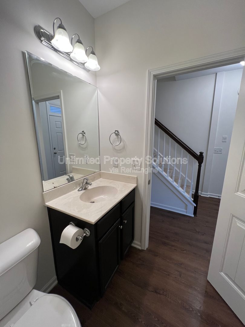 SAYLOR'S WATCH - 3 Bedroom Townhome in Monkey Junction/South Wilmington! property image