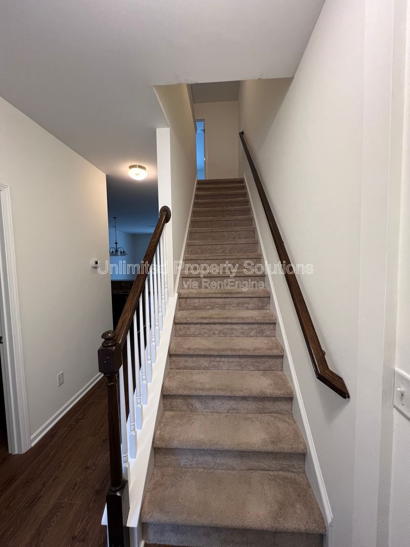 SAYLOR'S WATCH - 3 Bedroom Townhome in Monkey Junction/South Wilmington! property image