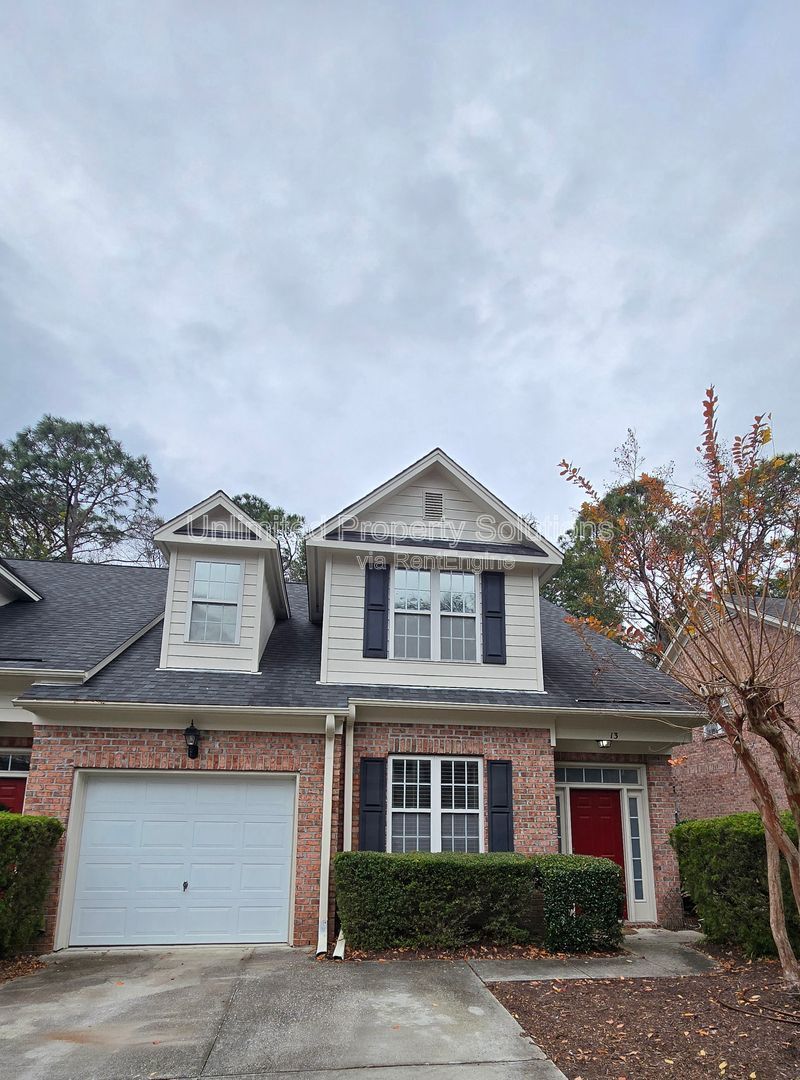 CARLETON PLACE - 2-story Townhome End Unit -  in desirable Carleton Place near UNCW! property image