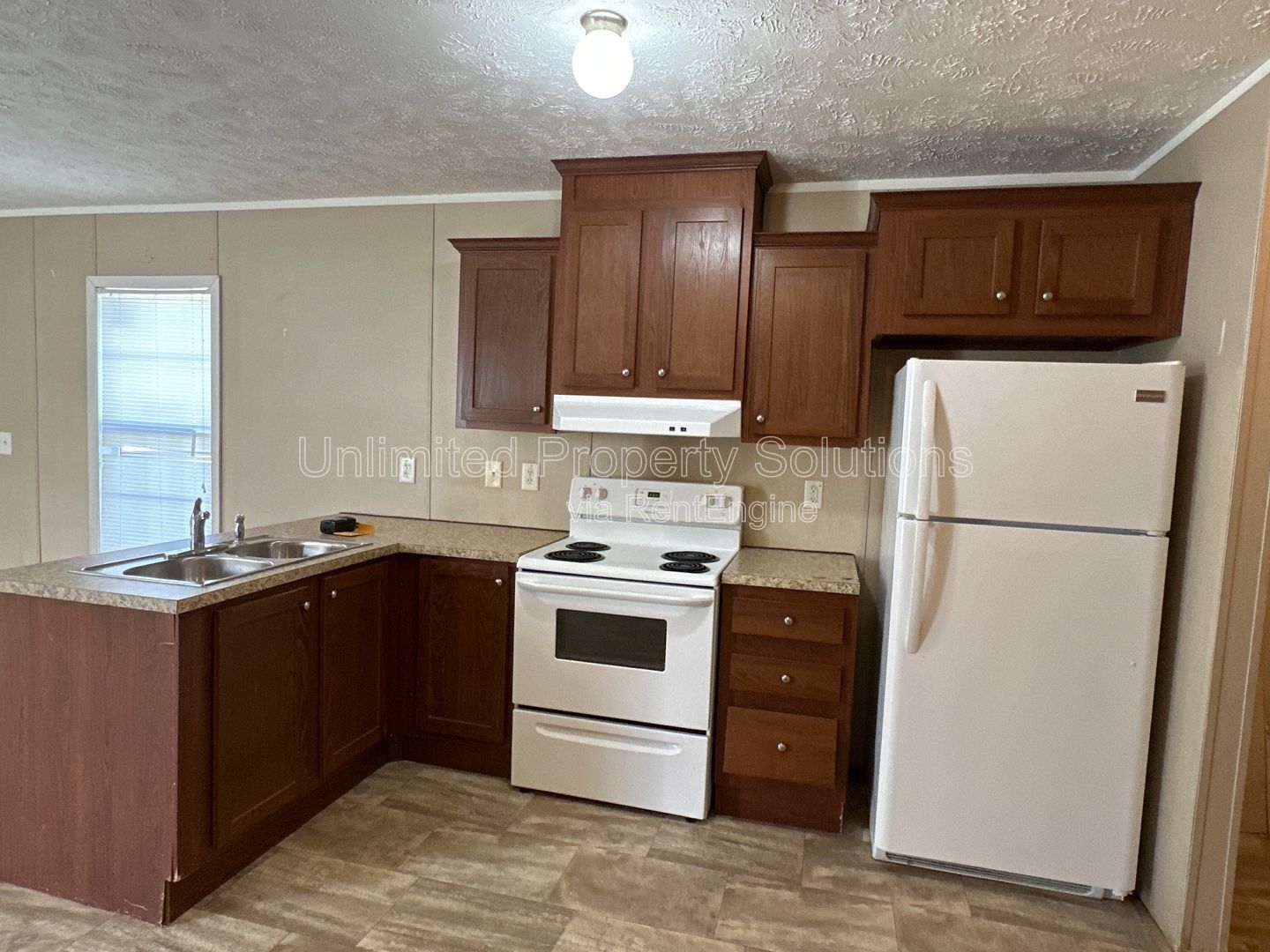 WISTERIA PARK - Navassa/Leland - Three Bedroom/2 Bathroom Mobile Home property image