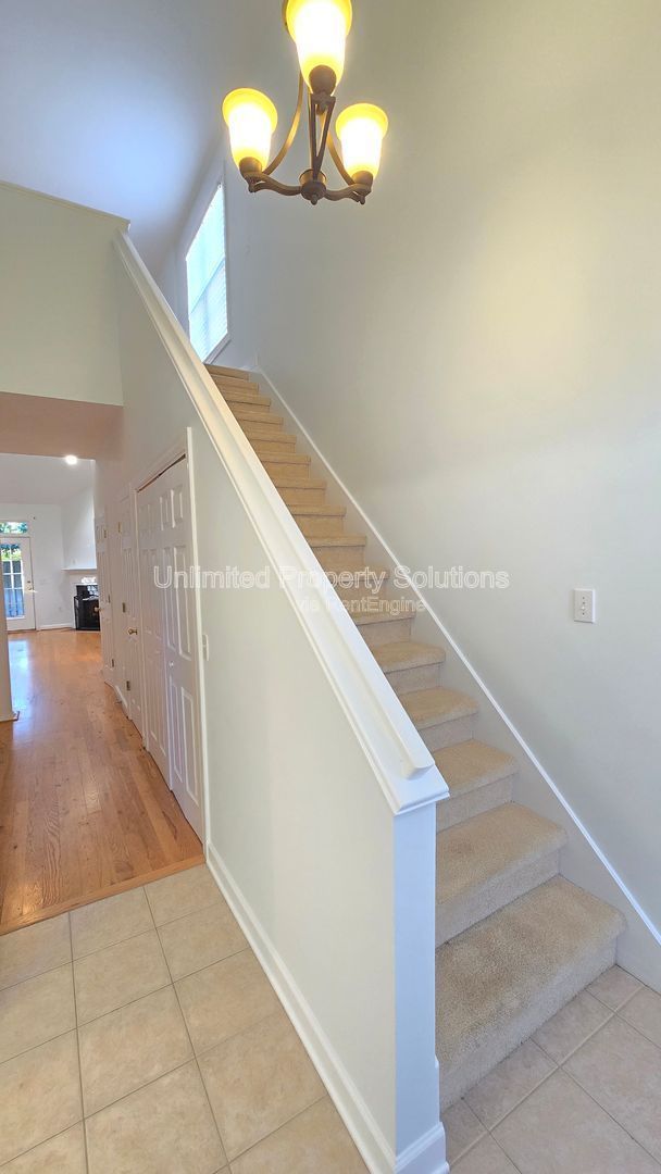 CARLETON PLACE - 2-story Townhome End Unit -  in desirable Carleton Place near UNCW! property image