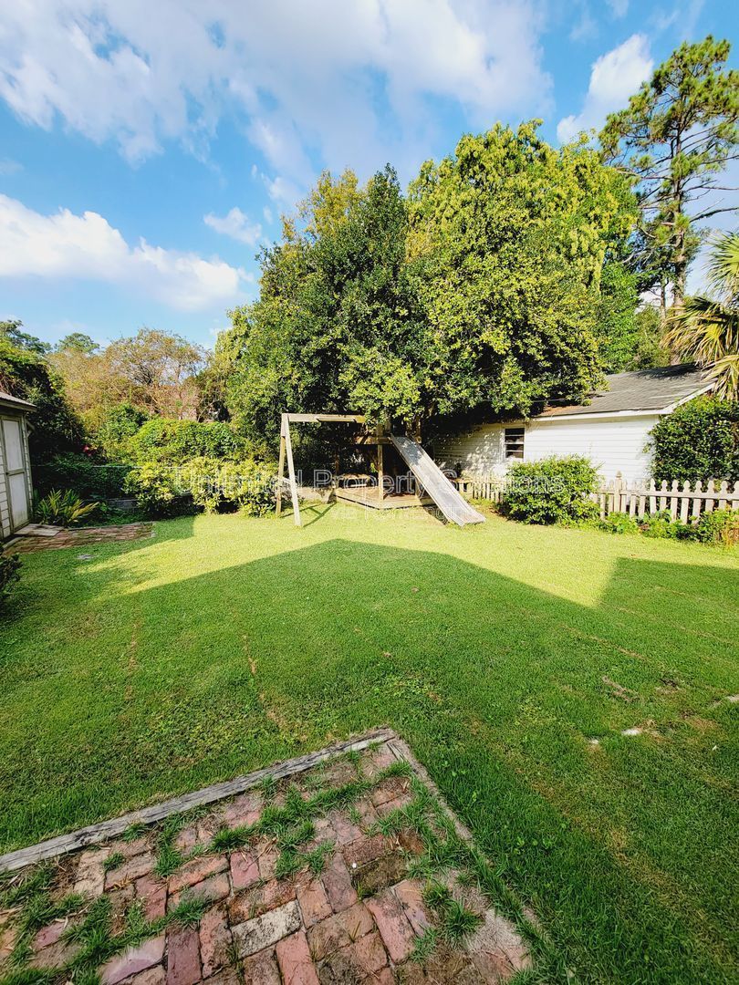 Charming Cottage Style in Brookwood/Forest Hills! property image