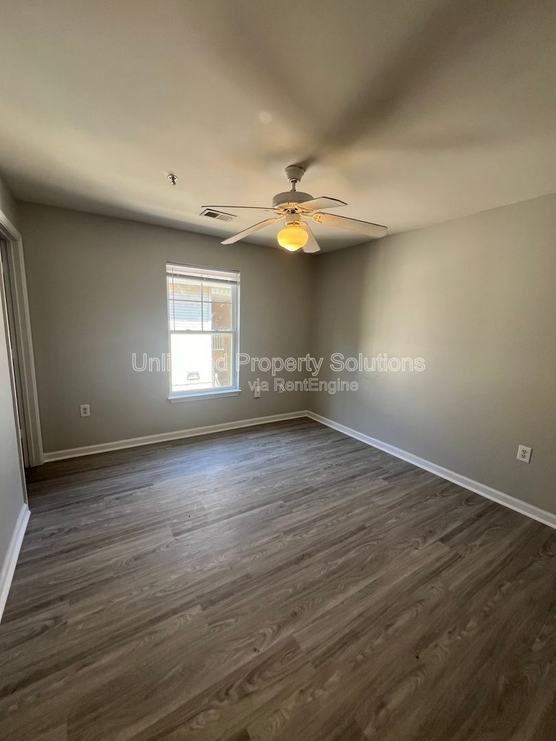 Kerr Avenue & Randall Parkway! property image