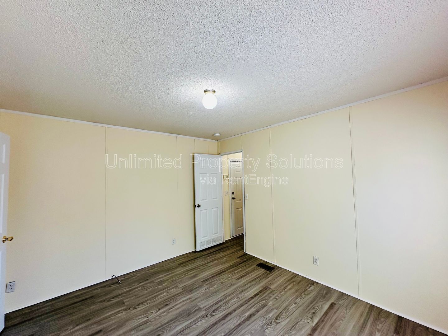 WISTERIA PARK - Navassa/Leland Area - 3 bedroom & 2 baths property image