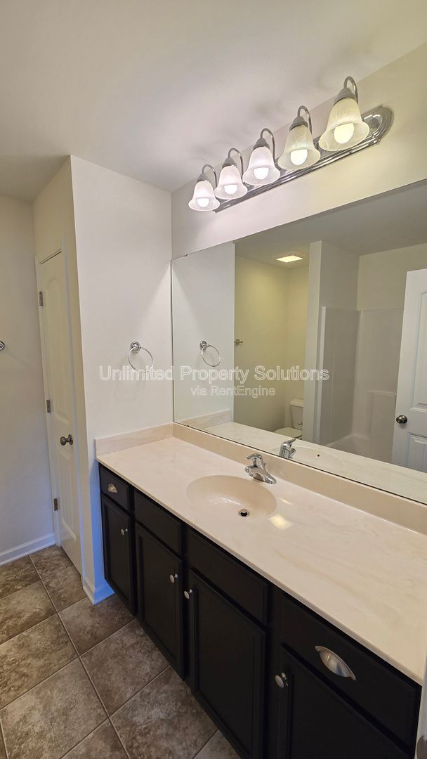 SAYLOR'S WATCH - 3 Bedroom Townhome in Monkey Junction/South Wilmington! property image