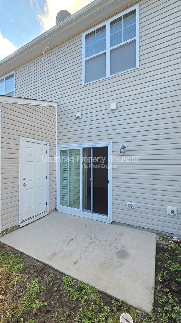 SAYLOR'S WATCH - 3 Bedroom Townhome in Monkey Junction/South Wilmington! property image