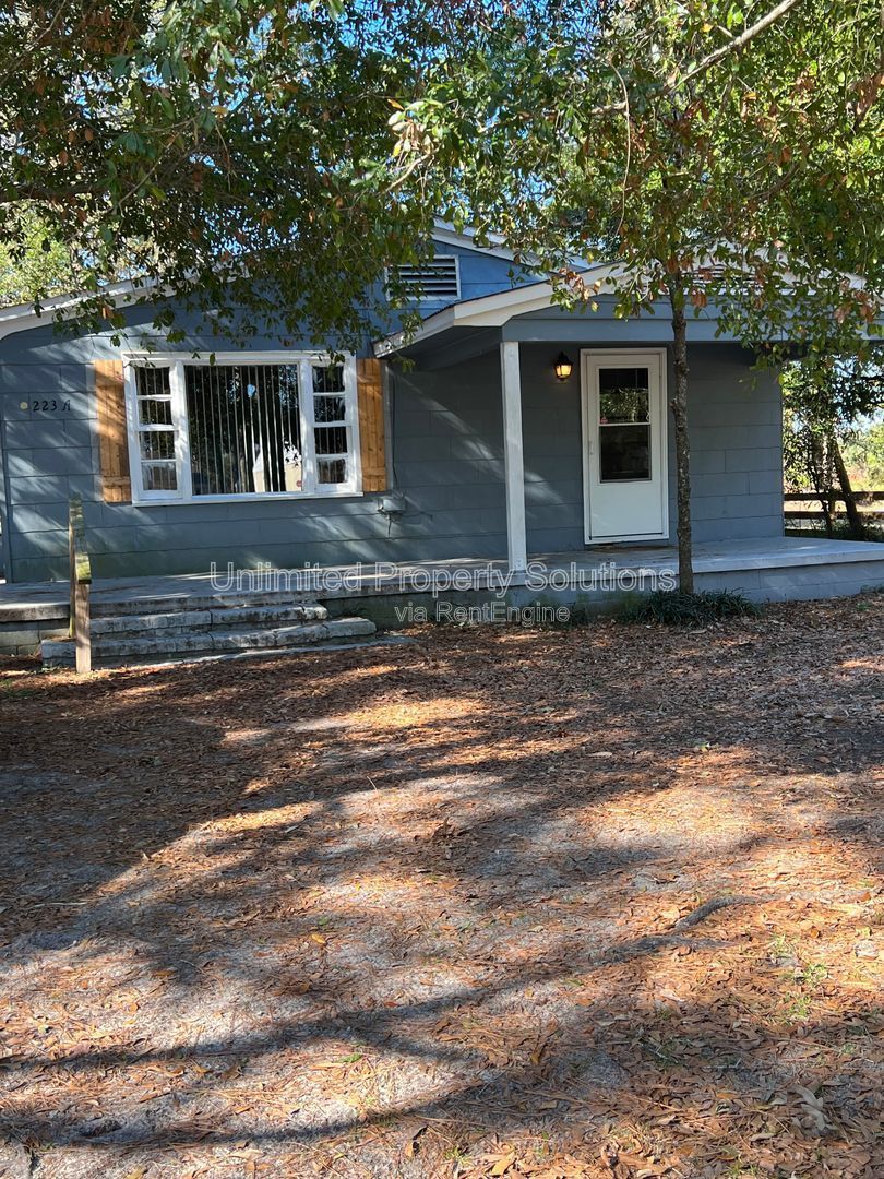 SEAGATE AREA/MYRTLE AVENUE - Minutes to Wrightsville Beach - Available mid-April! property image