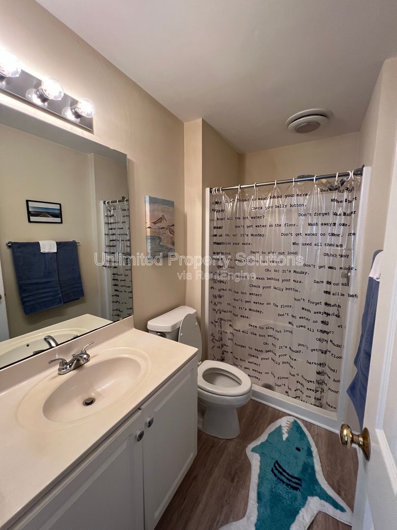 FOREST COVE TOWNHOMES - located off Greenville Loop Road minutes to Wrightsville Beach! property image