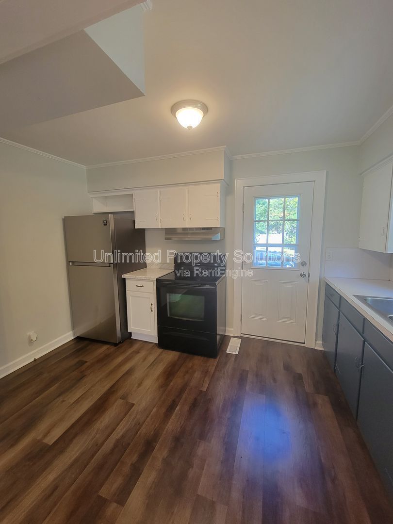 OLEANDER DRIVE - MINUTES TO WRIGHTSVILLE BEACH! property image