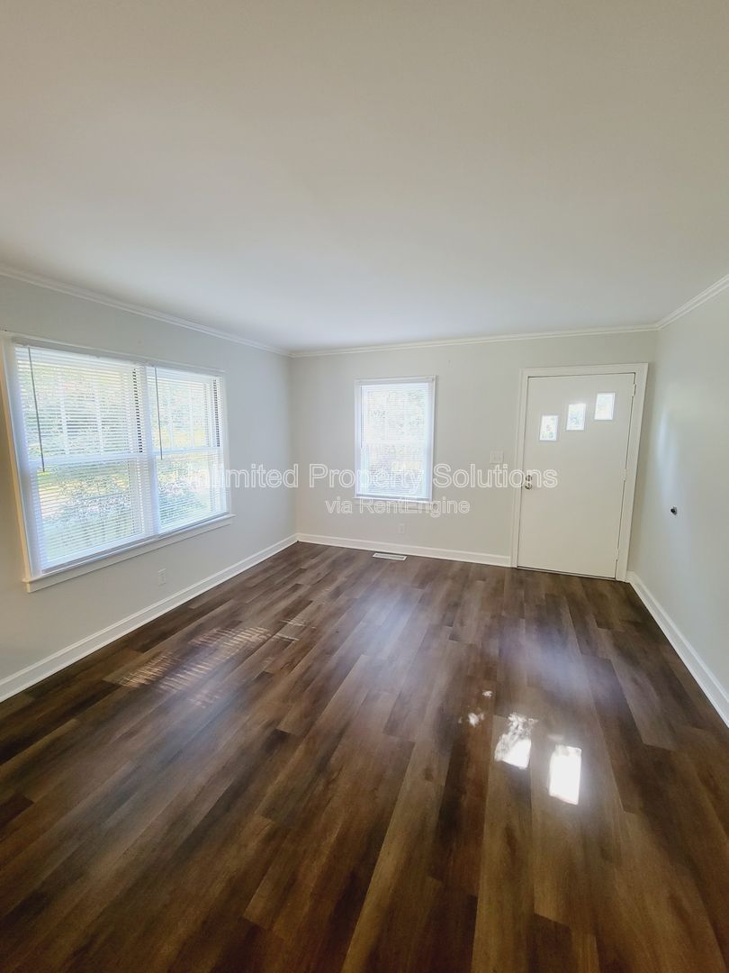 OLEANDER DRIVE - MINUTES TO WRIGHTSVILLE BEACH! property image