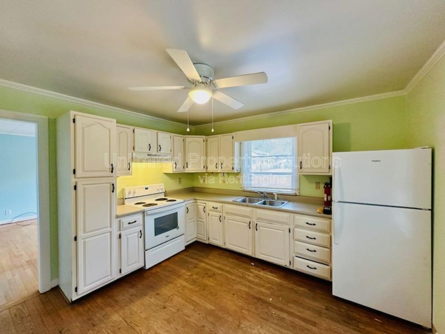 EASTWOOD & ROGERSVILLE ROAD AREA - 1 Bedroom Duplex - available end of February! property image