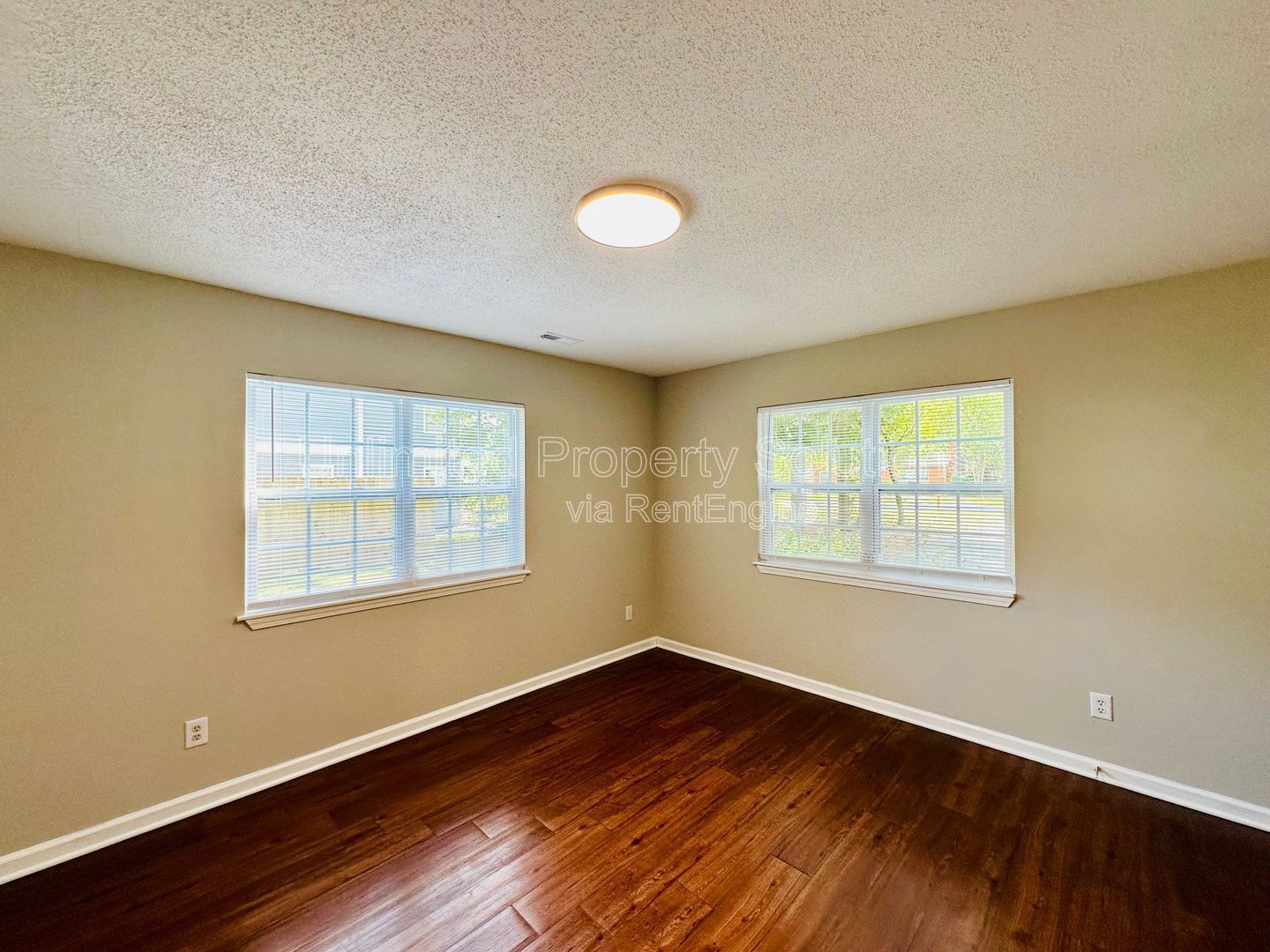 BONHAM AVENUE - 4 Bedroom - UNCW and CFCC Students Welcome property image