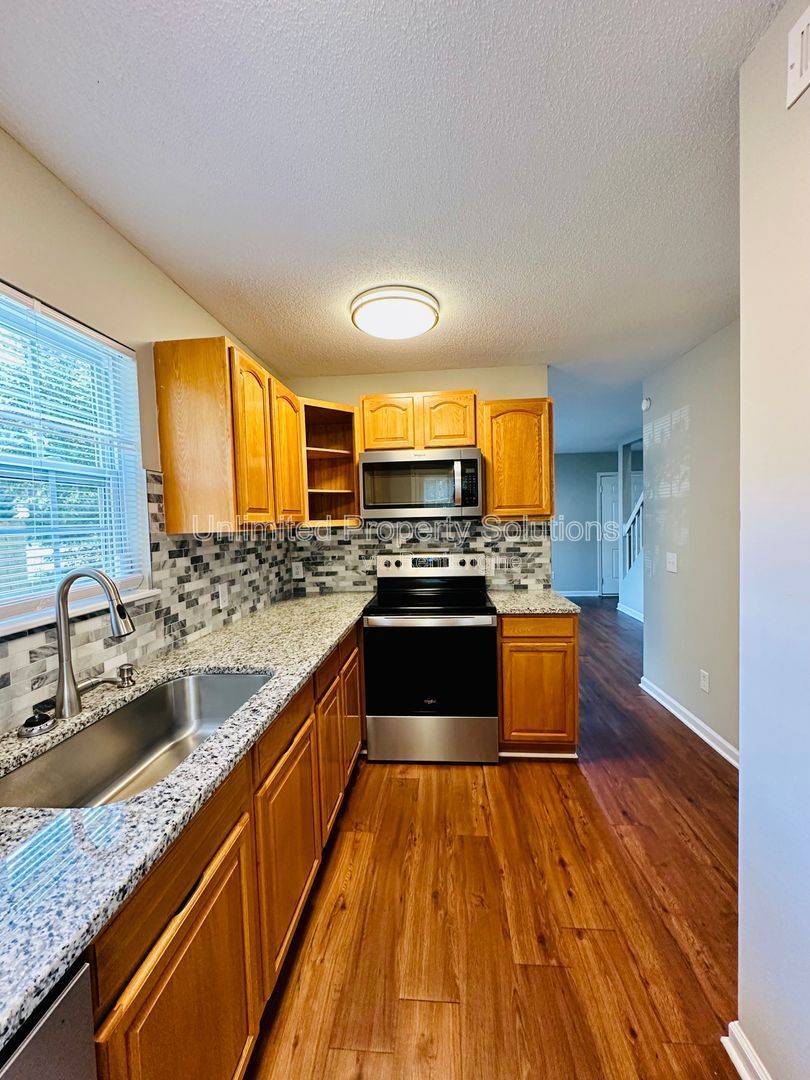 BONHAM AVENUE - 4 Bedroom - UNCW and CFCC Students Welcome property image