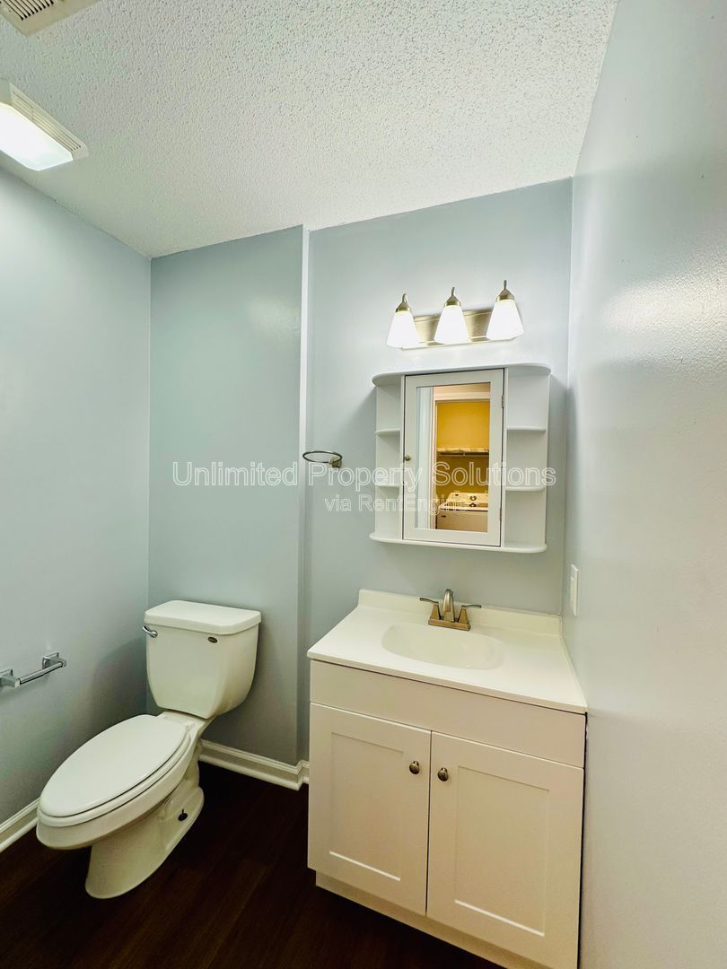 BONHAM AVENUE - 4 Bedroom - UNCW and CFCC Students Welcome property image