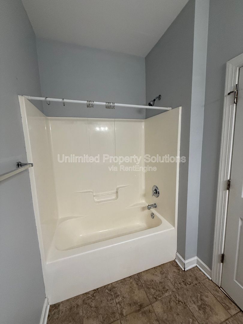 Carleton Place - College Rental ~ Near UNCW/Wrightsville Beach! property image