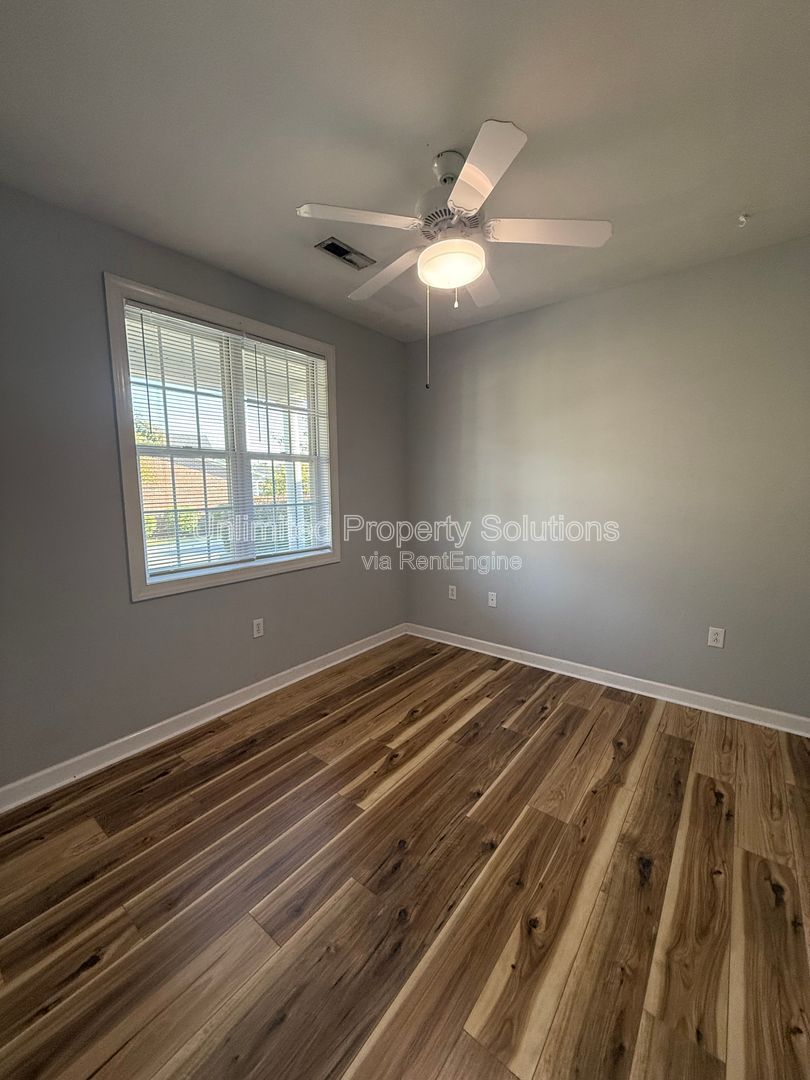 Carleton Place - College Rental ~ Near UNCW/Wrightsville Beach! property image