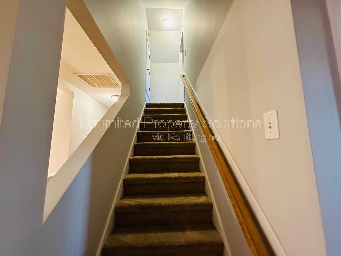 CARLETON PLACE - 3 Bedroom/2 Baths - UNCW Students Welcome! property image