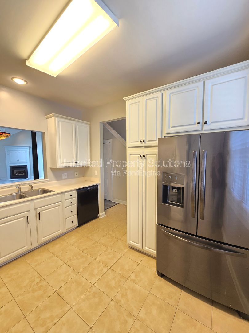 CARLETON PLACE ~ Near UNCW/Wrightsville Beach! STUDENTS WELCOME! property image