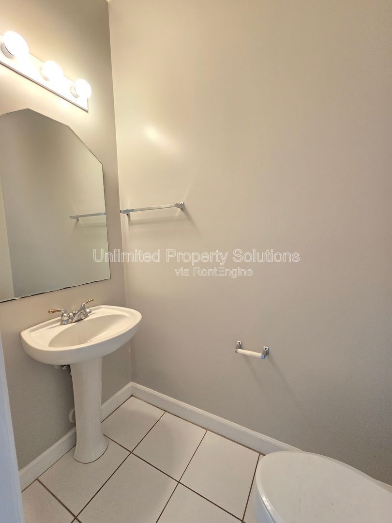 CARLETON PLACE ~ Near UNCW/Wrightsville Beach! STUDENTS WELCOME! property image