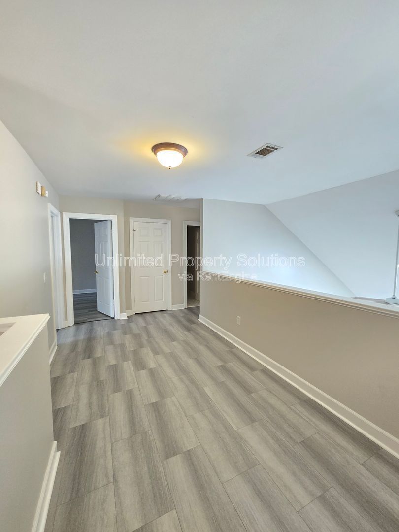 CARLETON PLACE ~ Near UNCW/Wrightsville Beach! STUDENTS WELCOME! property image