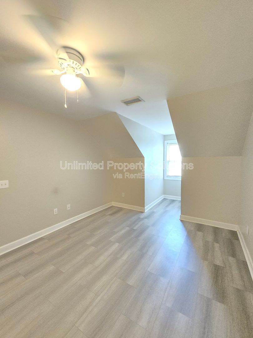 CARLETON PLACE ~ Near UNCW/Wrightsville Beach! STUDENTS WELCOME! property image