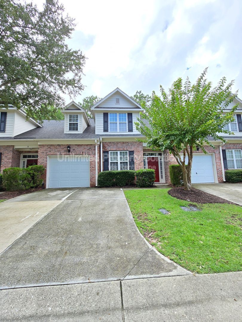 CARLETON PLACE ~ Near UNCW/Wrightsville Beach! STUDENTS WELCOME! property image