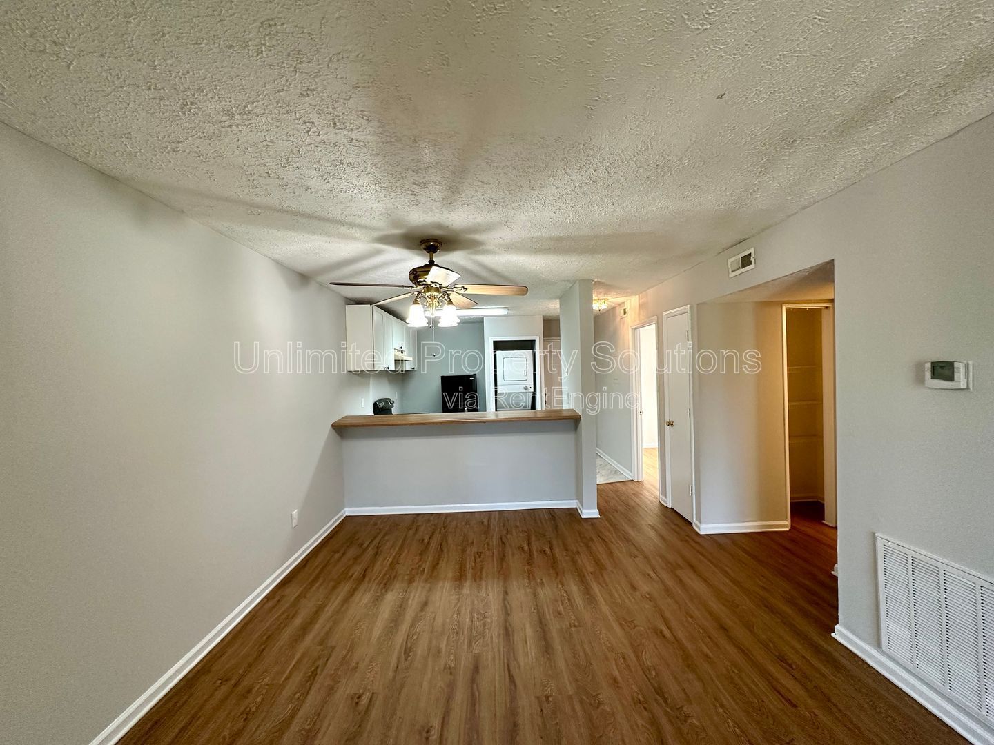 Condo Available - Minutes to Downtown Wilmington! **FREE APPLICATION FEE!** property image