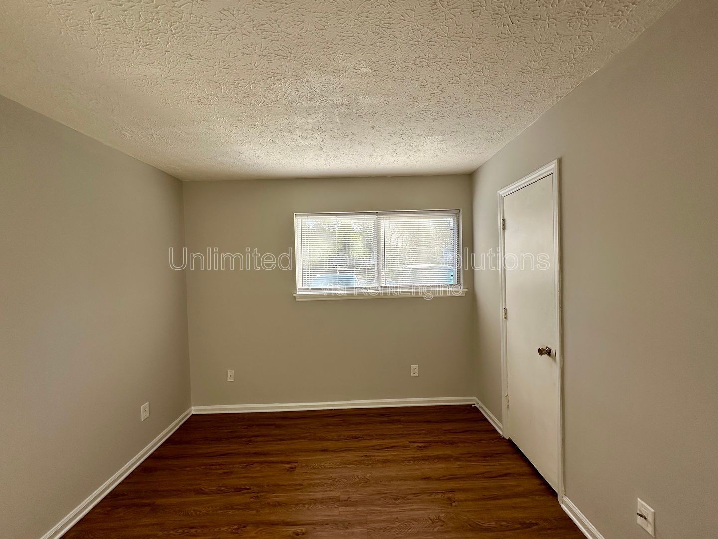 Condo Available - Minutes to Downtown Wilmington! **FREE APPLICATION FEE!** property image