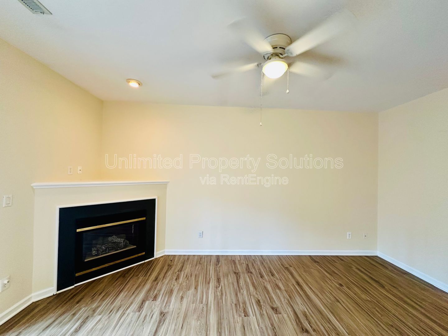 HEATHFIELD HALL- 3BD/2BA Townhome property image