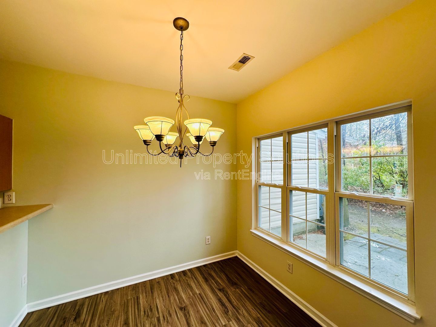 HEATHFIELD HALL- 3BD/2BA Townhome property image
