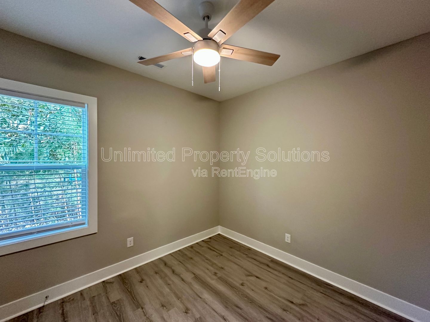 WILSHIRE BLVD - UNCW Students welcome! Brand New Construction ~ Available Spring 2026! property image