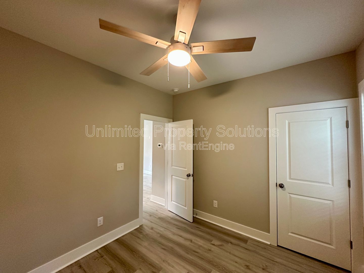 WILSHIRE BLVD - UNCW Students welcome! Brand New Construction ~ Available Spring 2026! property image