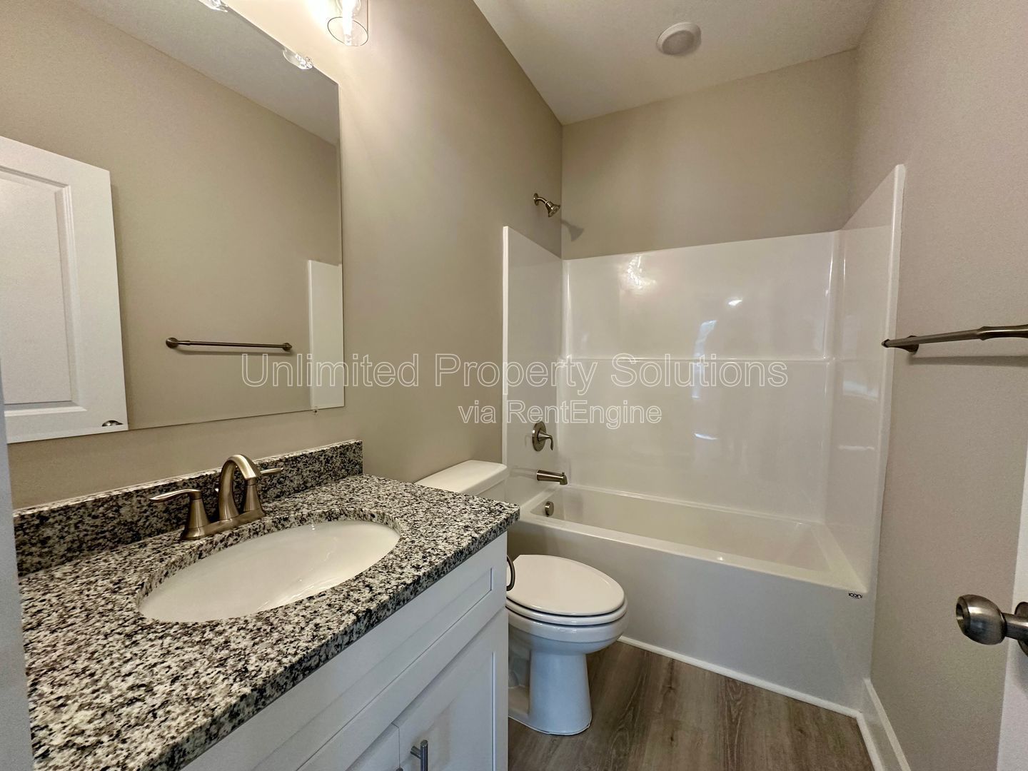 WILSHIRE BLVD - UNCW Students welcome! Brand New Construction ~ Available Spring 2026! property image